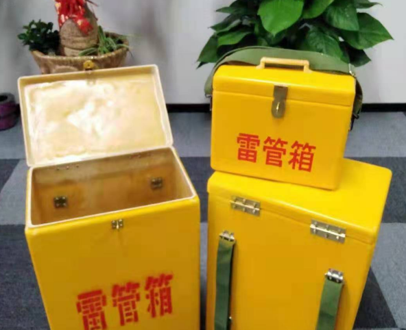 虹口玻璃钢雷管箱有哪些特点
